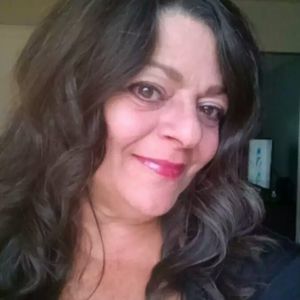 Meet your Posher, Lydia